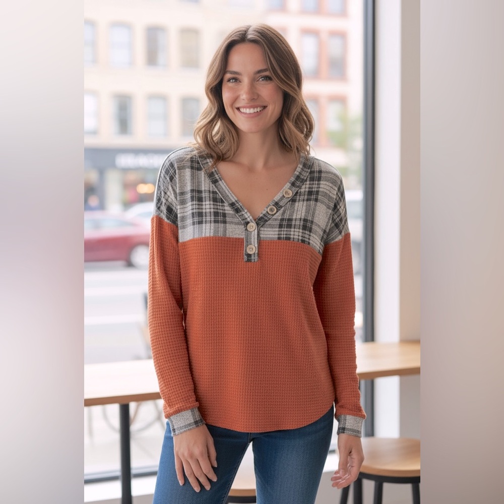 BURNT ORANGE SWEATER